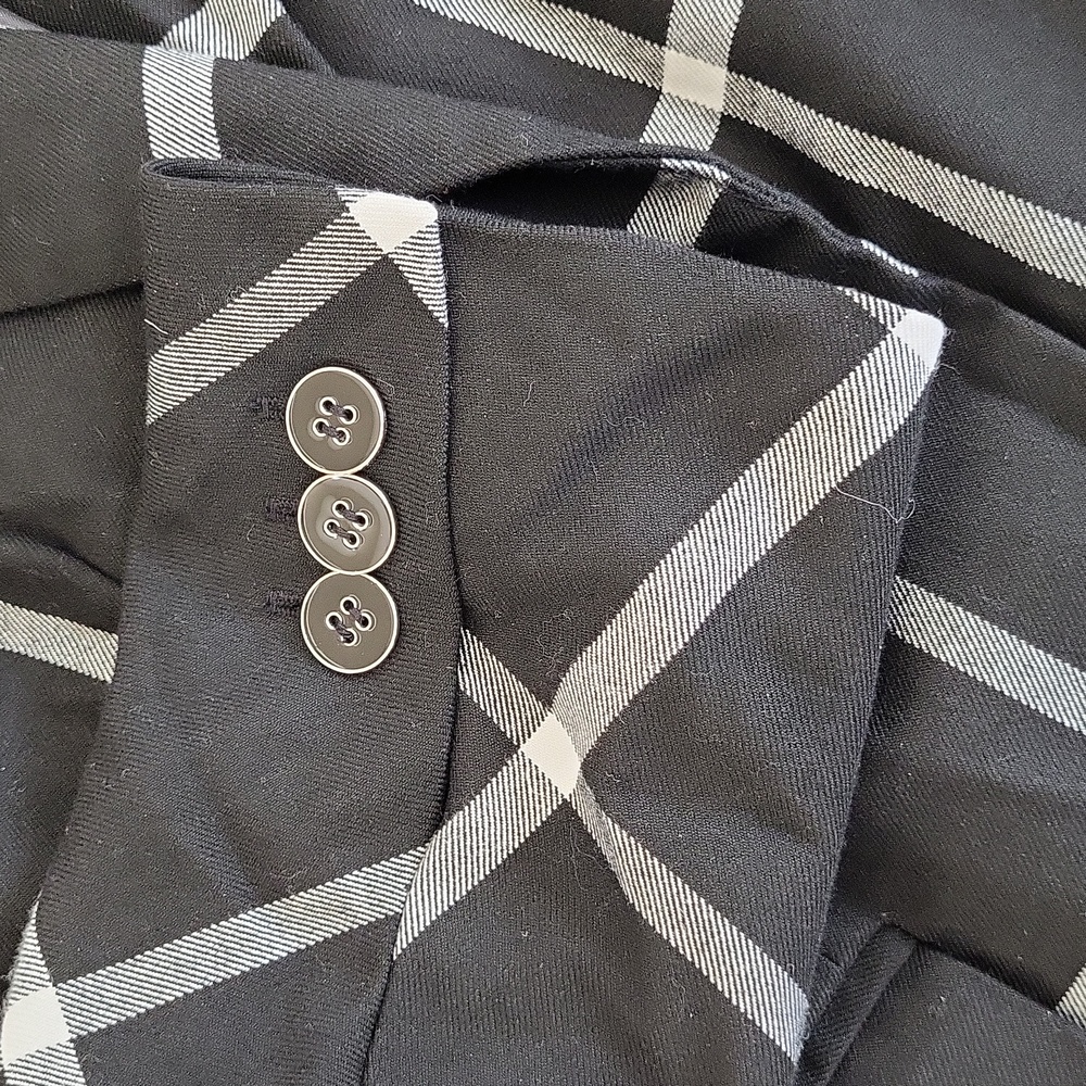 EUC 7th Avenue women's plaid 1 button blazer jacket, 2P, black white - Picture 7 of 10